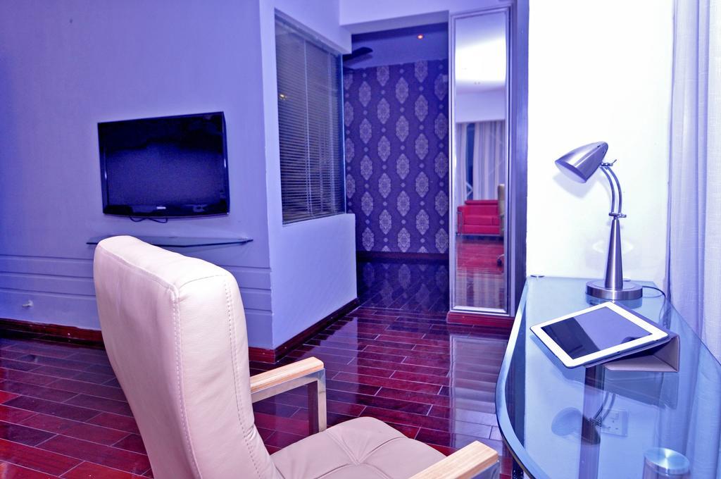 Contemporary Heights Hotel And Apartments Dhaka Exteriör bild